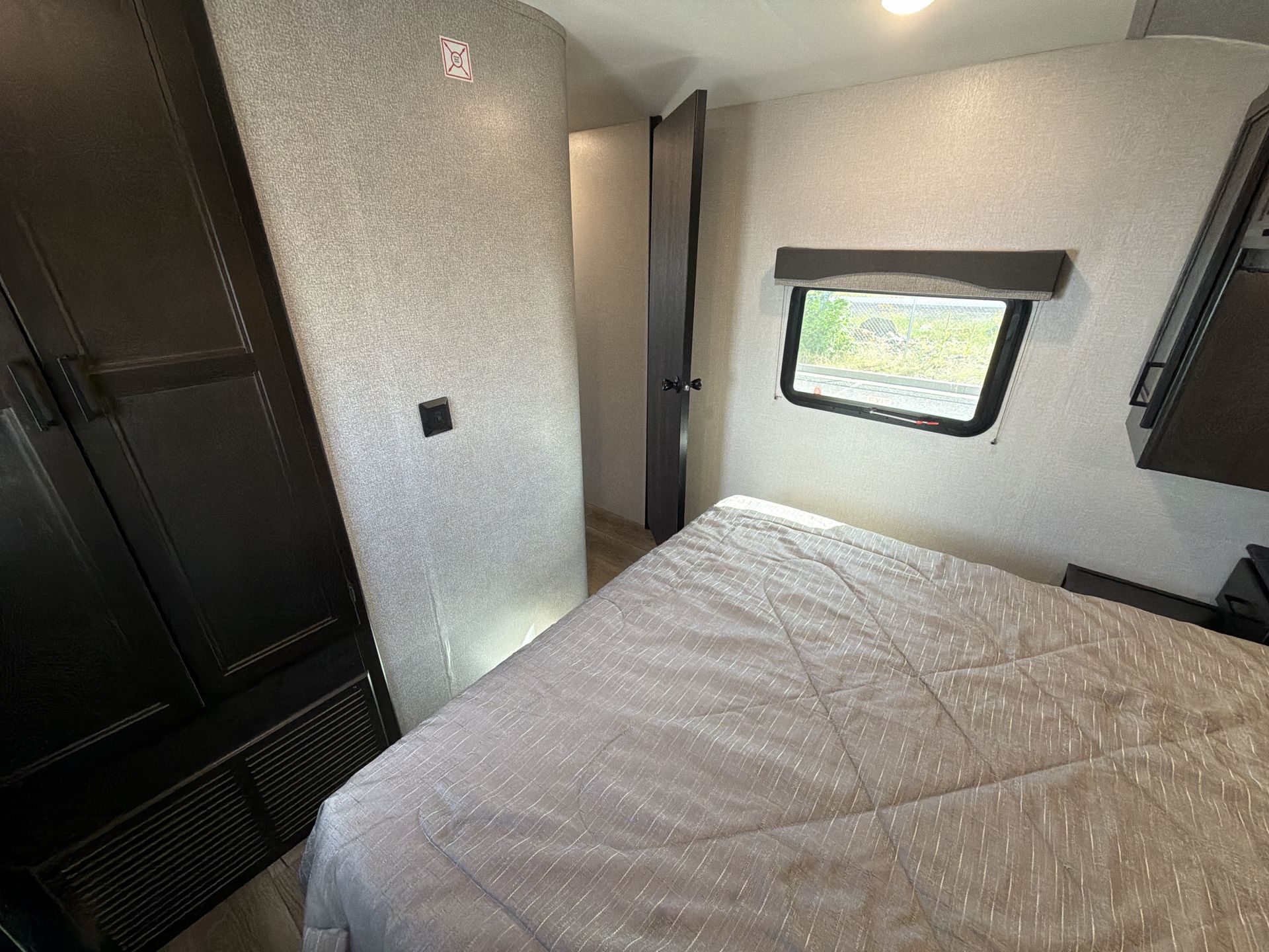 2021 Highland Ridge Mesa Ridge Lite MR2602RL - Image 19