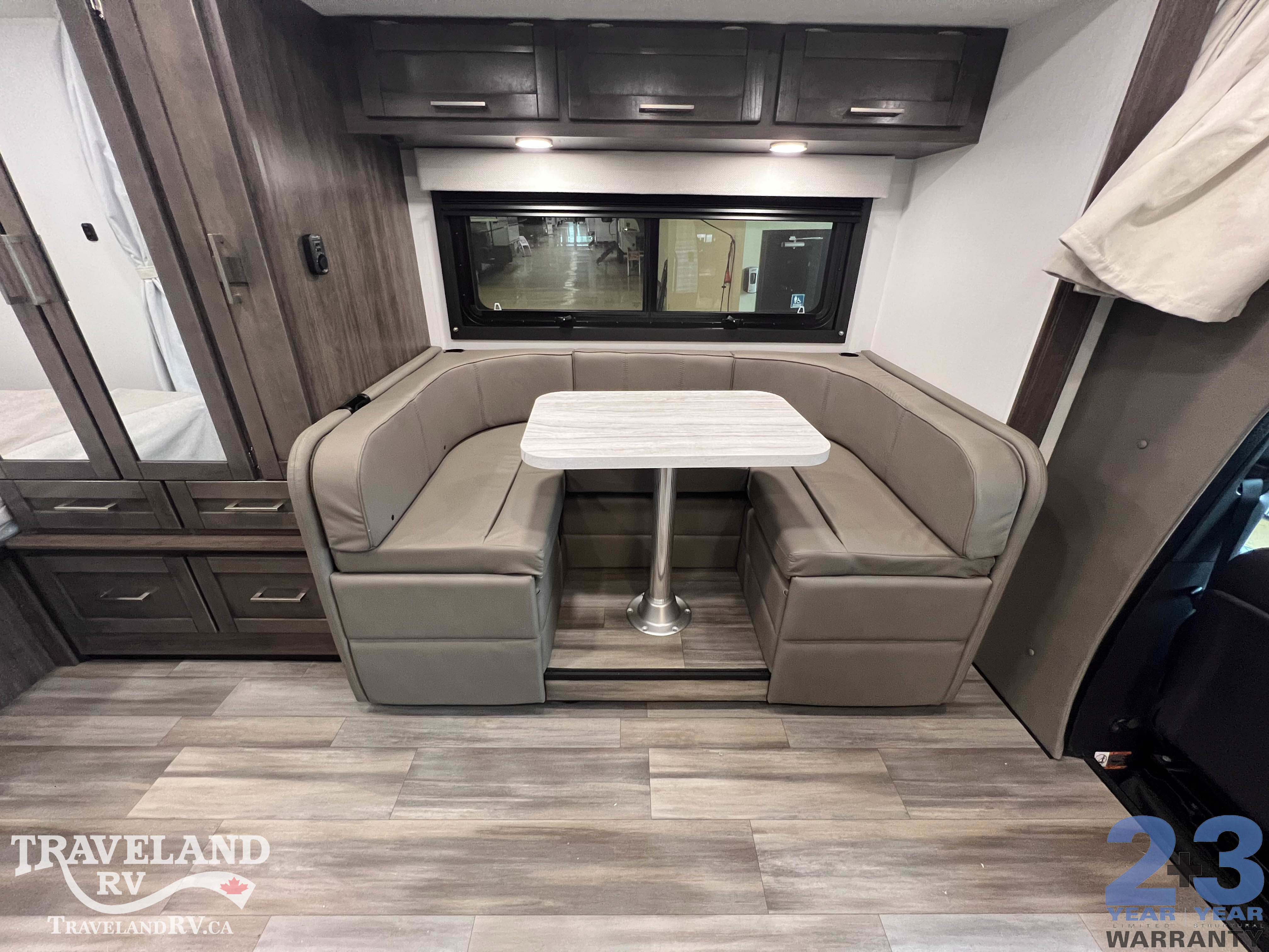 2026 Jayco Melbourne 24L - Image 9