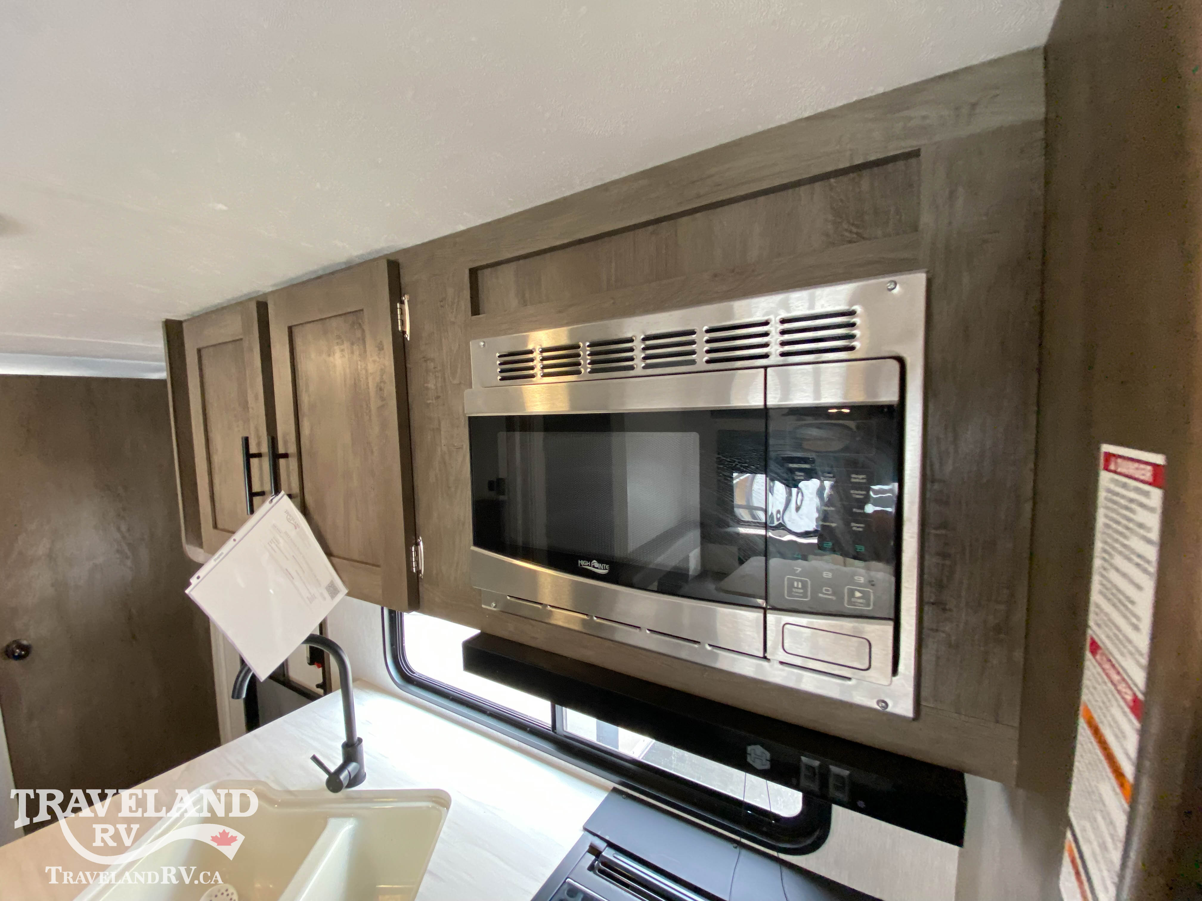 2022 Forest River WILDWOOD 240 BHXL - Image 11