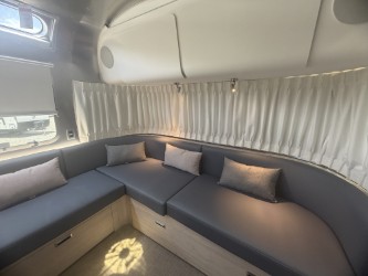 2026 AIRSTREAM GLOBETROTTER 30RBQ - Image 11