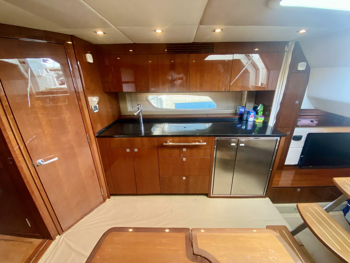 2010 Sea Ray 450 Sundancer - Image 49