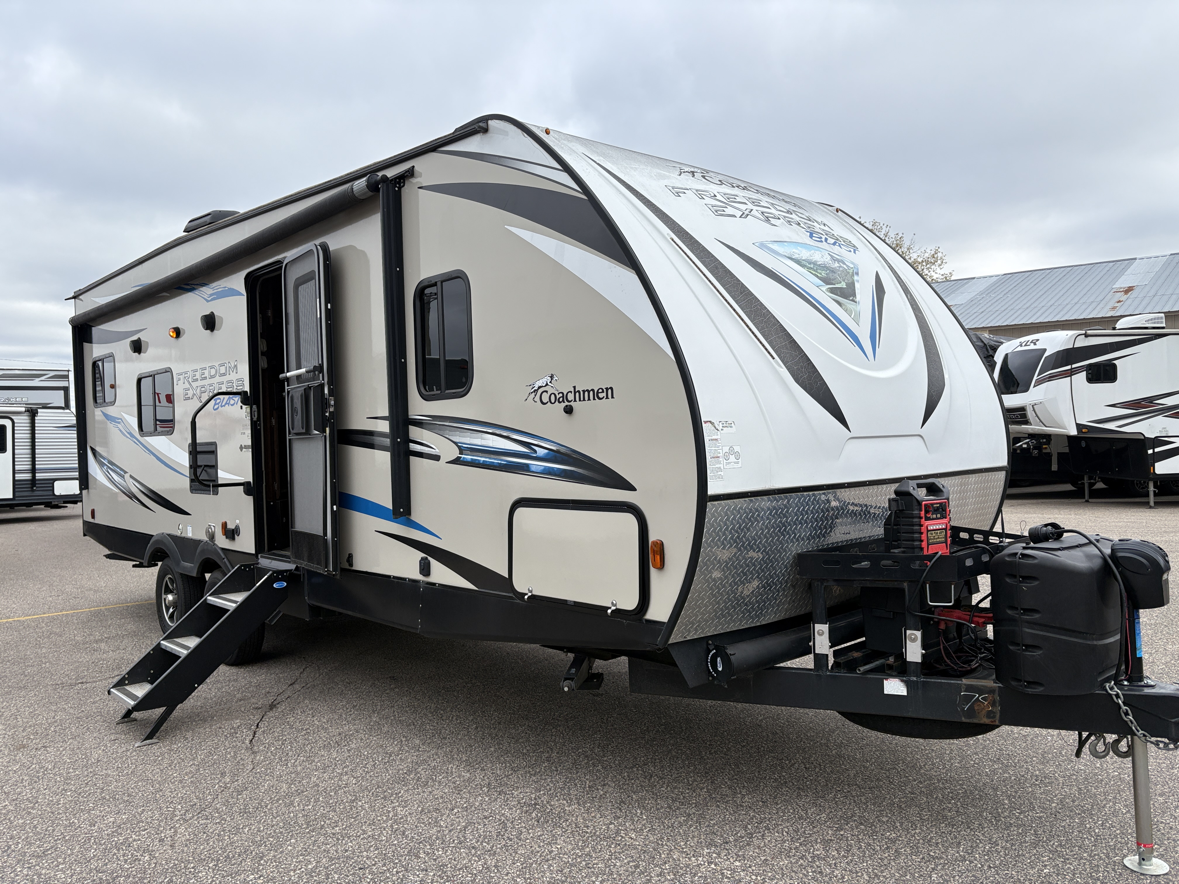 Used 2017 Coachmen Freedom Express Blast 271BL – AC Nelsen RV