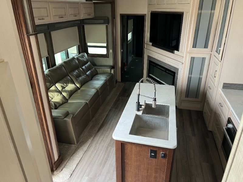 2021 DRV Full House LX455 - Image 30
