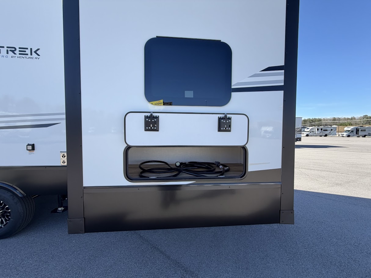 2026 VENTURE RV SPORTTREK 365VFL - Image 3