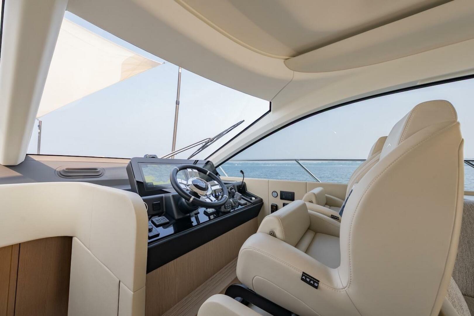 2023 Azimut Fly 53 - Image 31