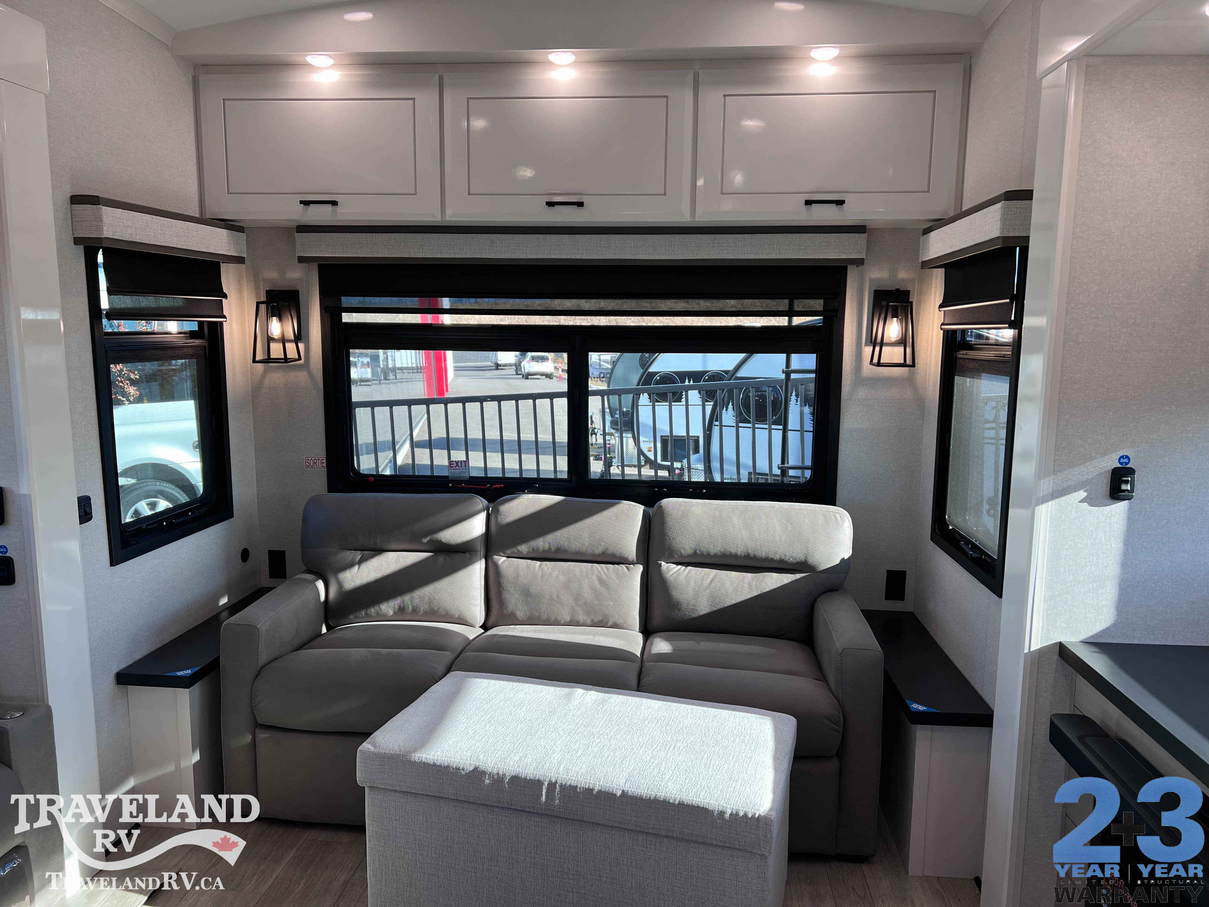 2026 Jayco Pinnacle 38KPTS - Image 11