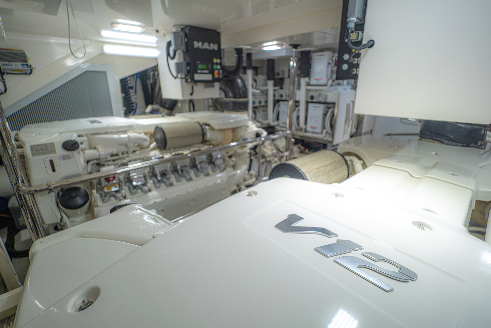 2019 Riviera 68 Sport Motor Yacht - Image 34