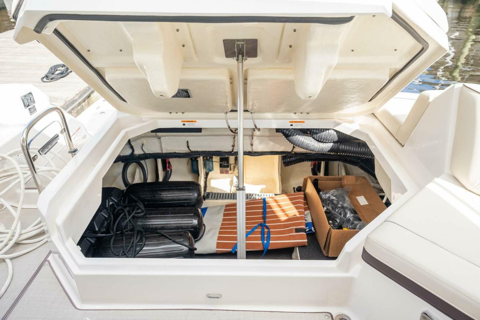 2022 Regal LX36 - Image 16