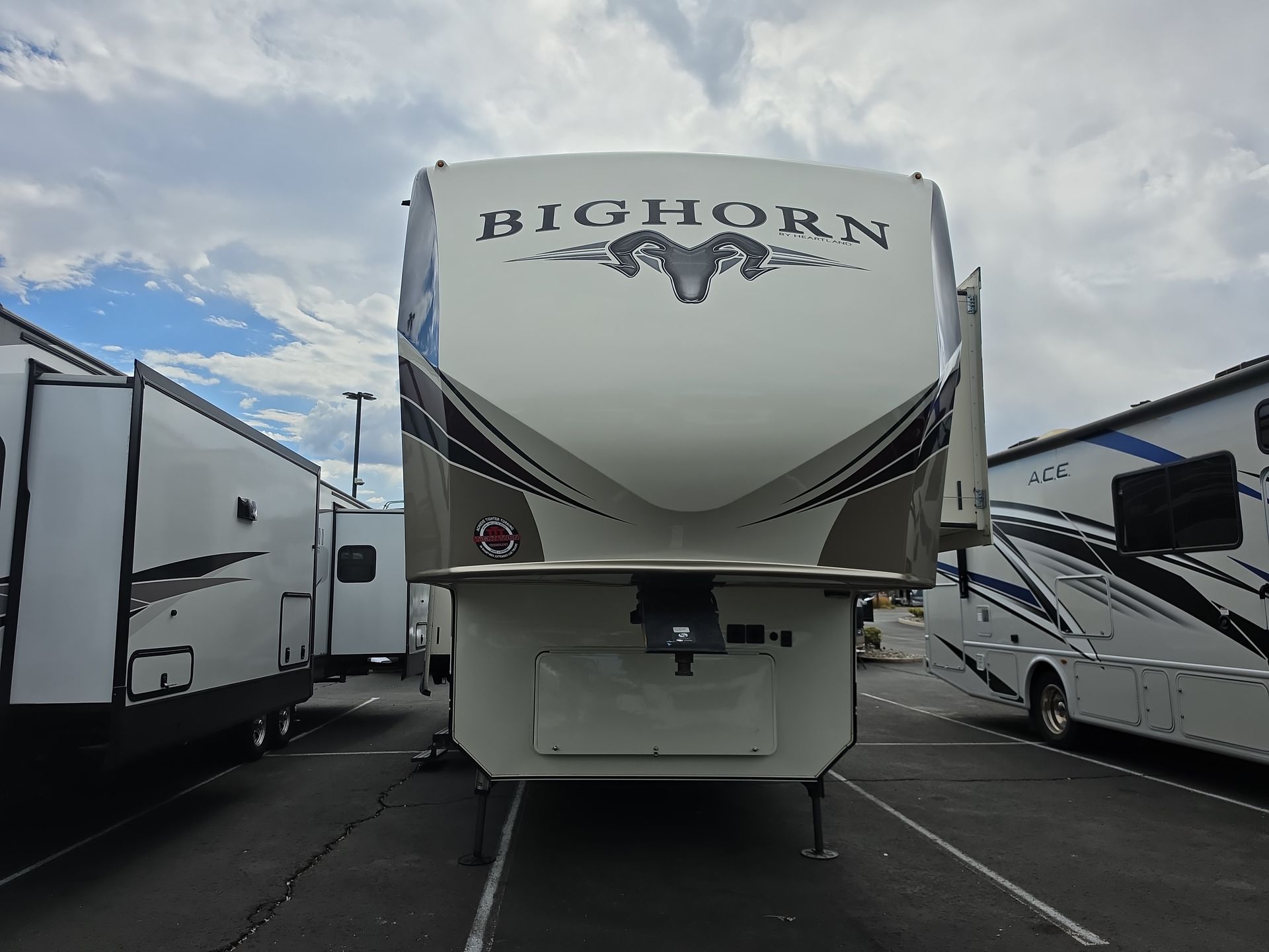 2019 Heartland Bighorn BH 3160 ELITE - Image 5