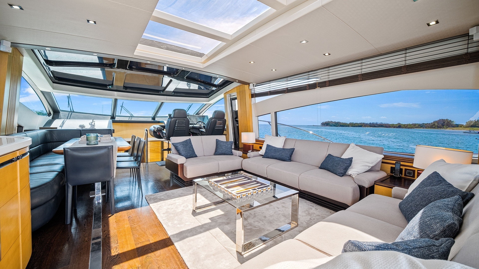 2013 Sunseeker 80 Predator - Image 27