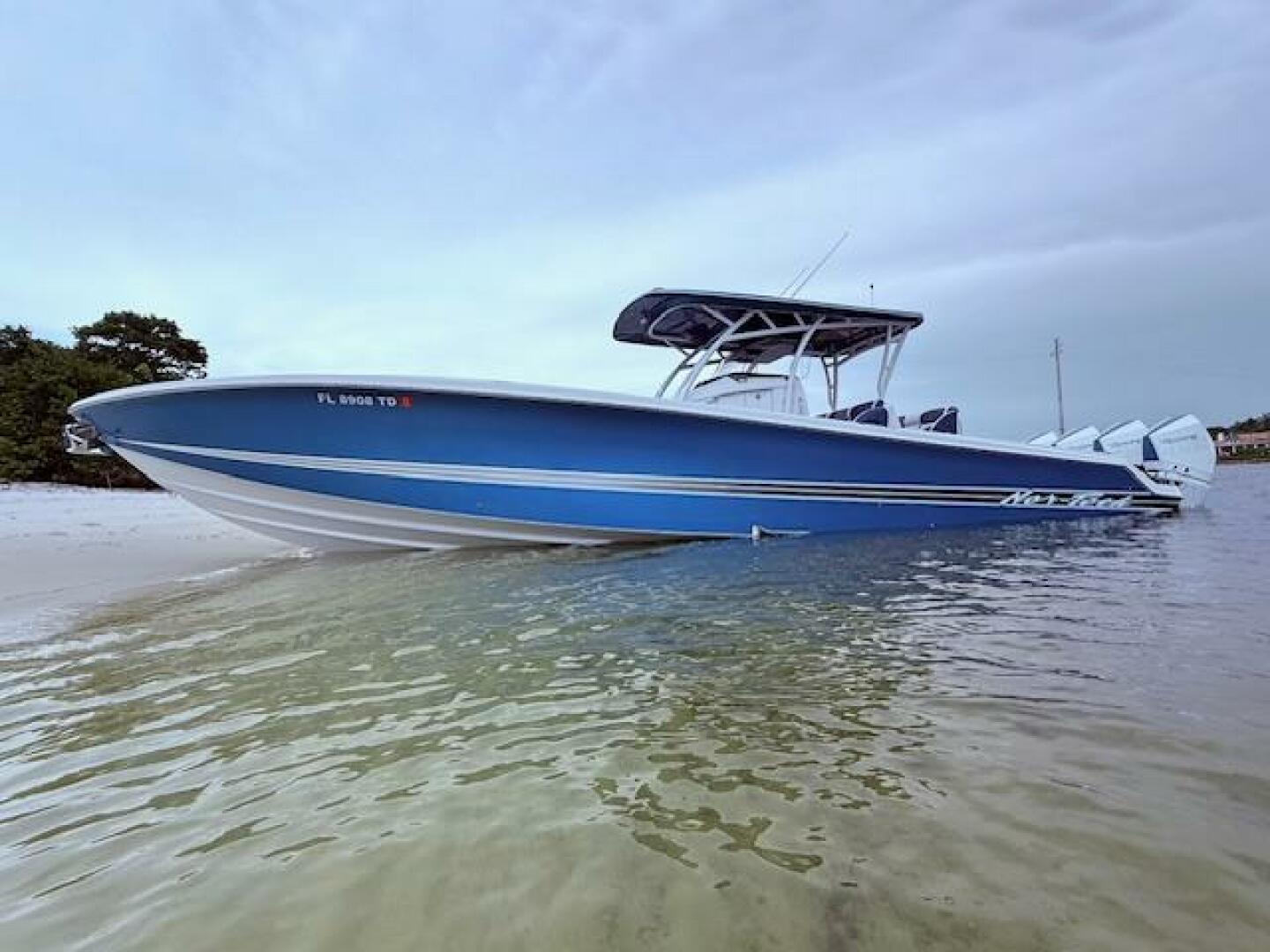 2022 Nor-Tech 390 Sport Center Console - Image 20