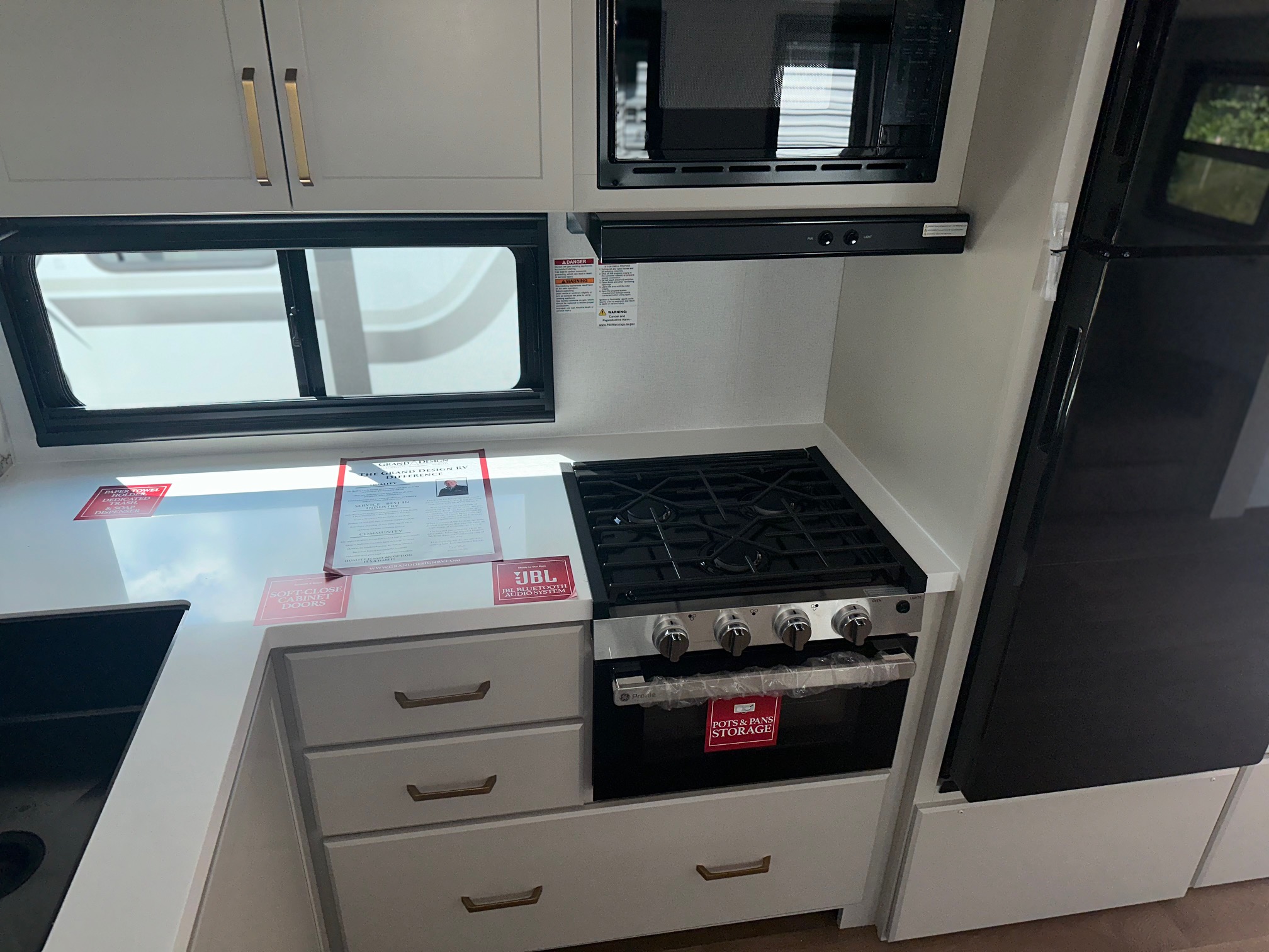 2027 Grand Design Imagine 2600RB - Image 12