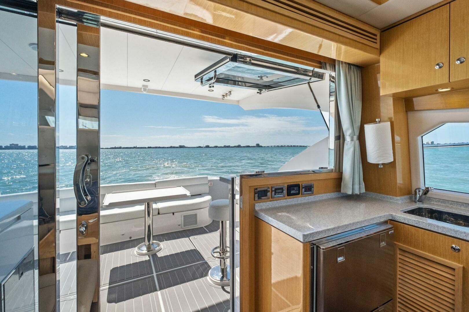 2018 Mares 47 Outboard Express Catamaran - Image 17