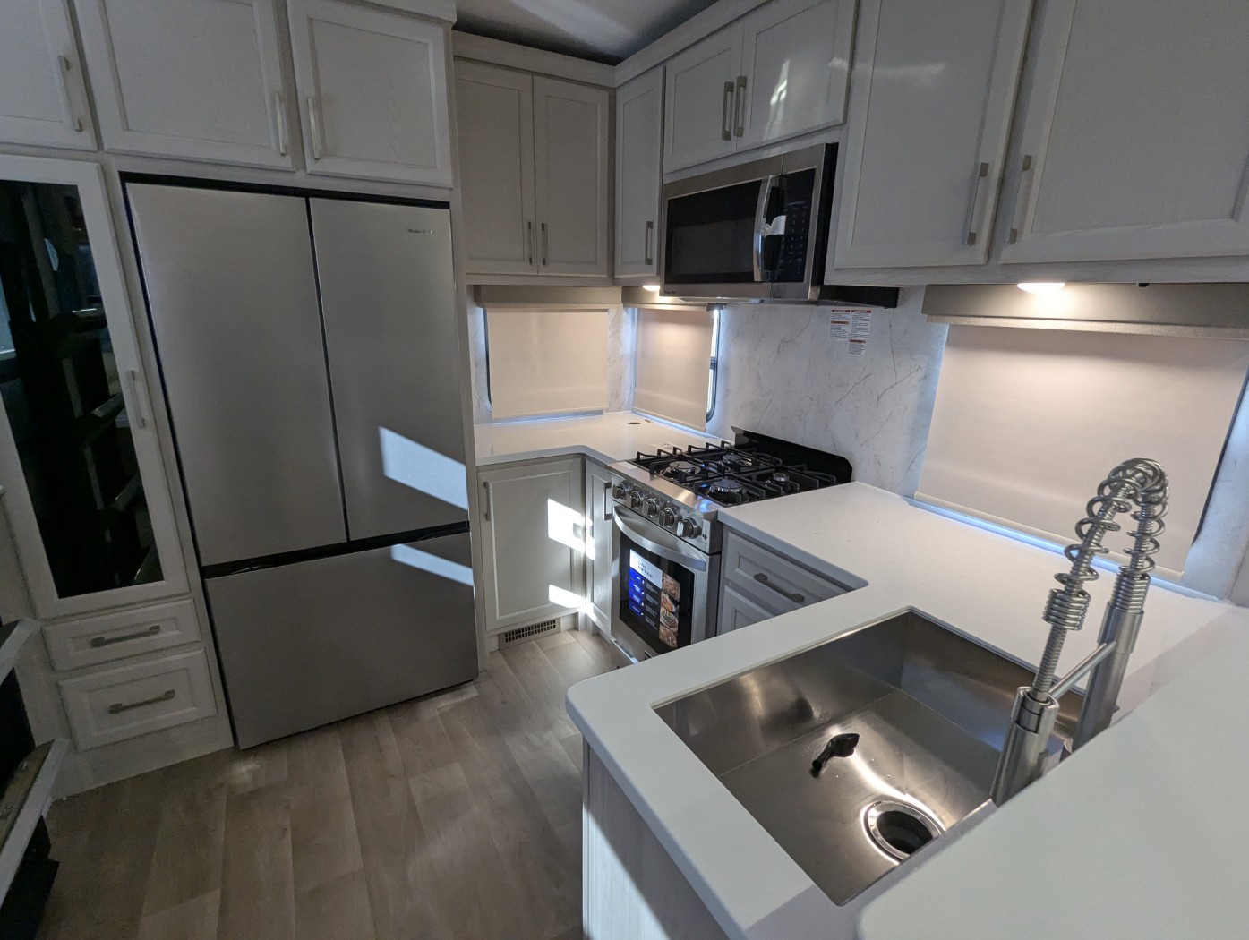 2026 Forest River Columbus 384RKH - Image 31