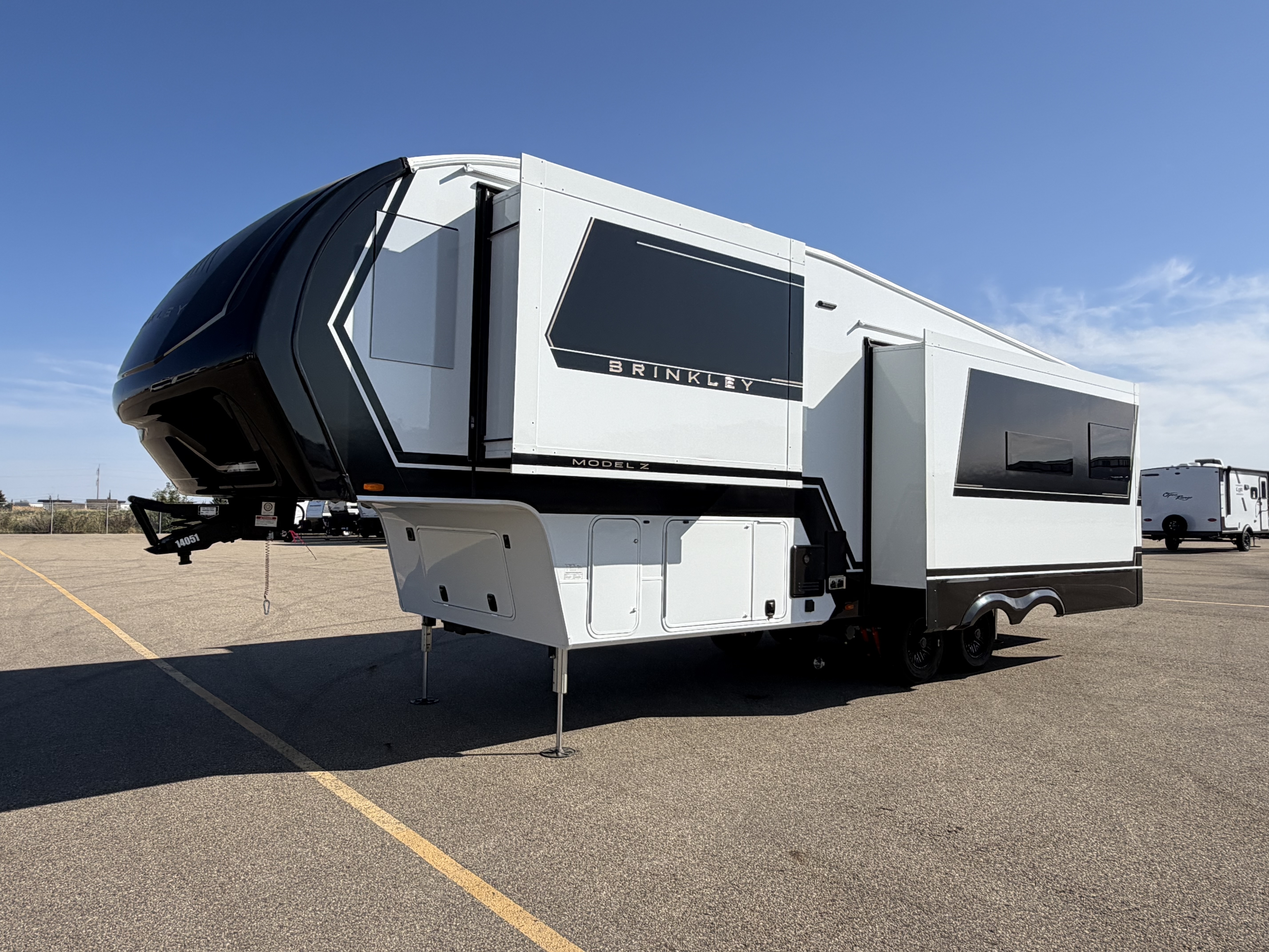2027 Brinkley RV Model Z 2900 - Image 6