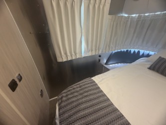 2026 AIRSTREAM GLOBETROTTER 30RBQ - Image 9