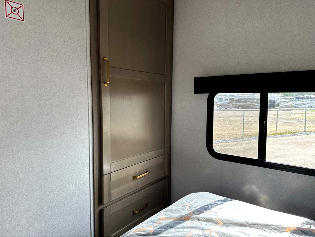 2027 JAYCO EAGLE 312BHOK - Image 16