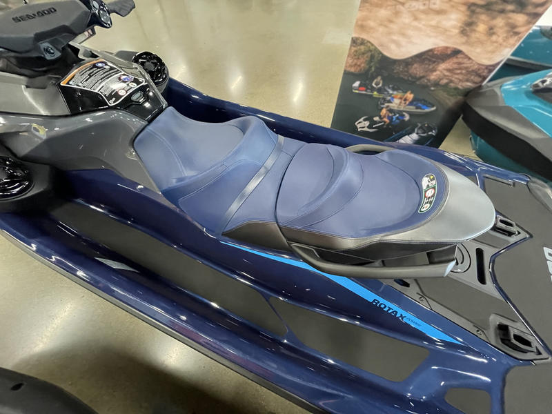 2025 Sea-Doo GTX™ 170 Tech, Audio, iDF, iBR - Image 5