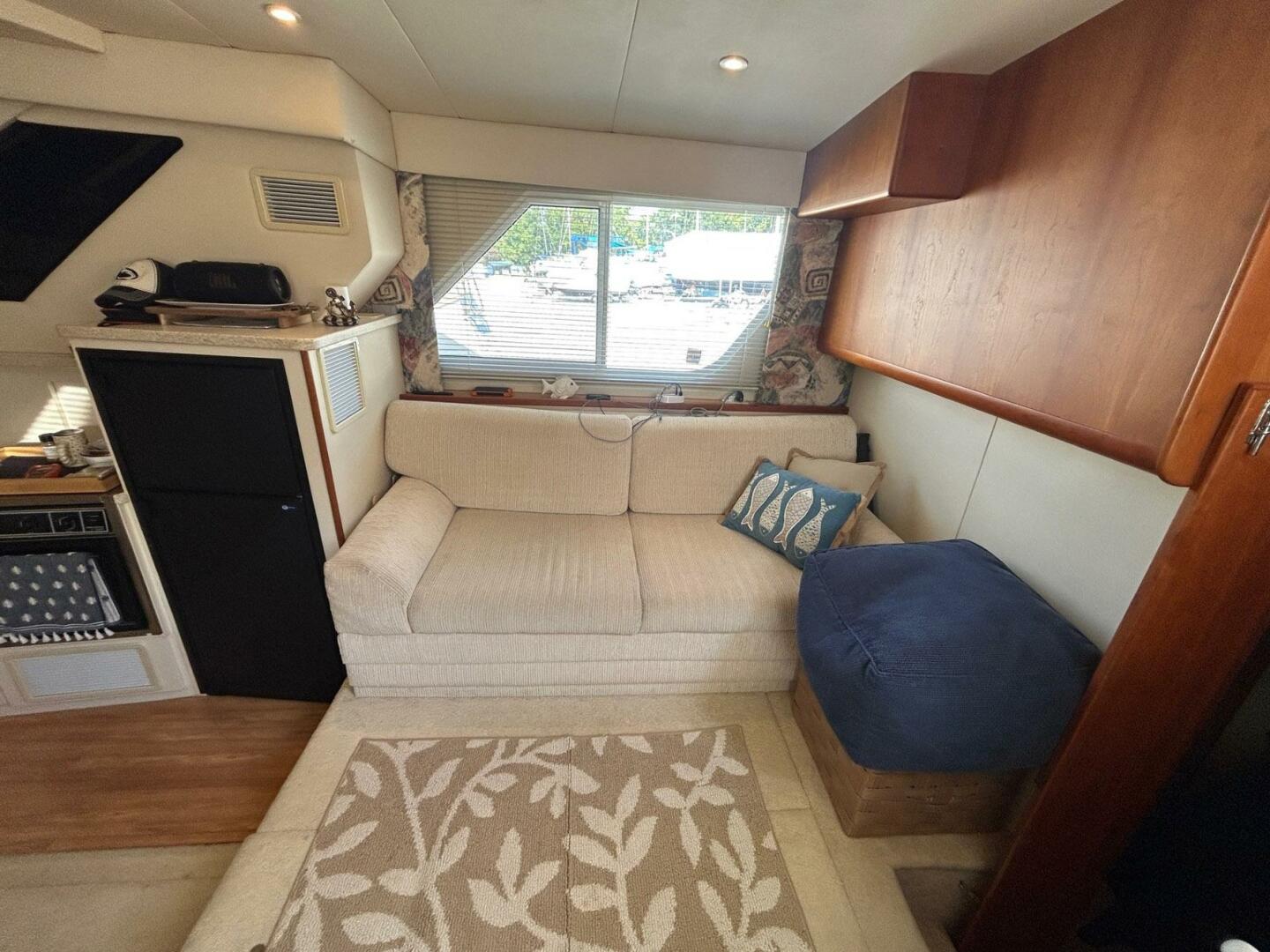 2000 Silverton 352 Motor Yacht - Image 23