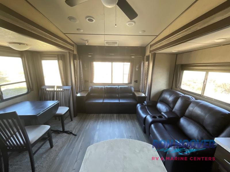 2018 FOREST RIVER 285DRL4 - Image 14