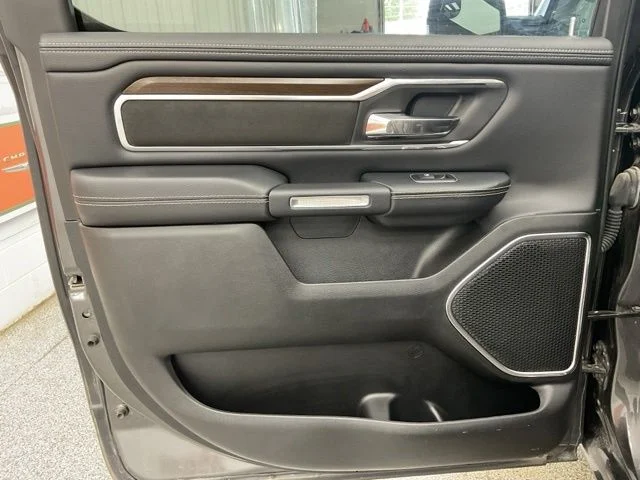 2022 Ram Ram 1500 Pickup Crew Cab Laramie 4WD - Image 20