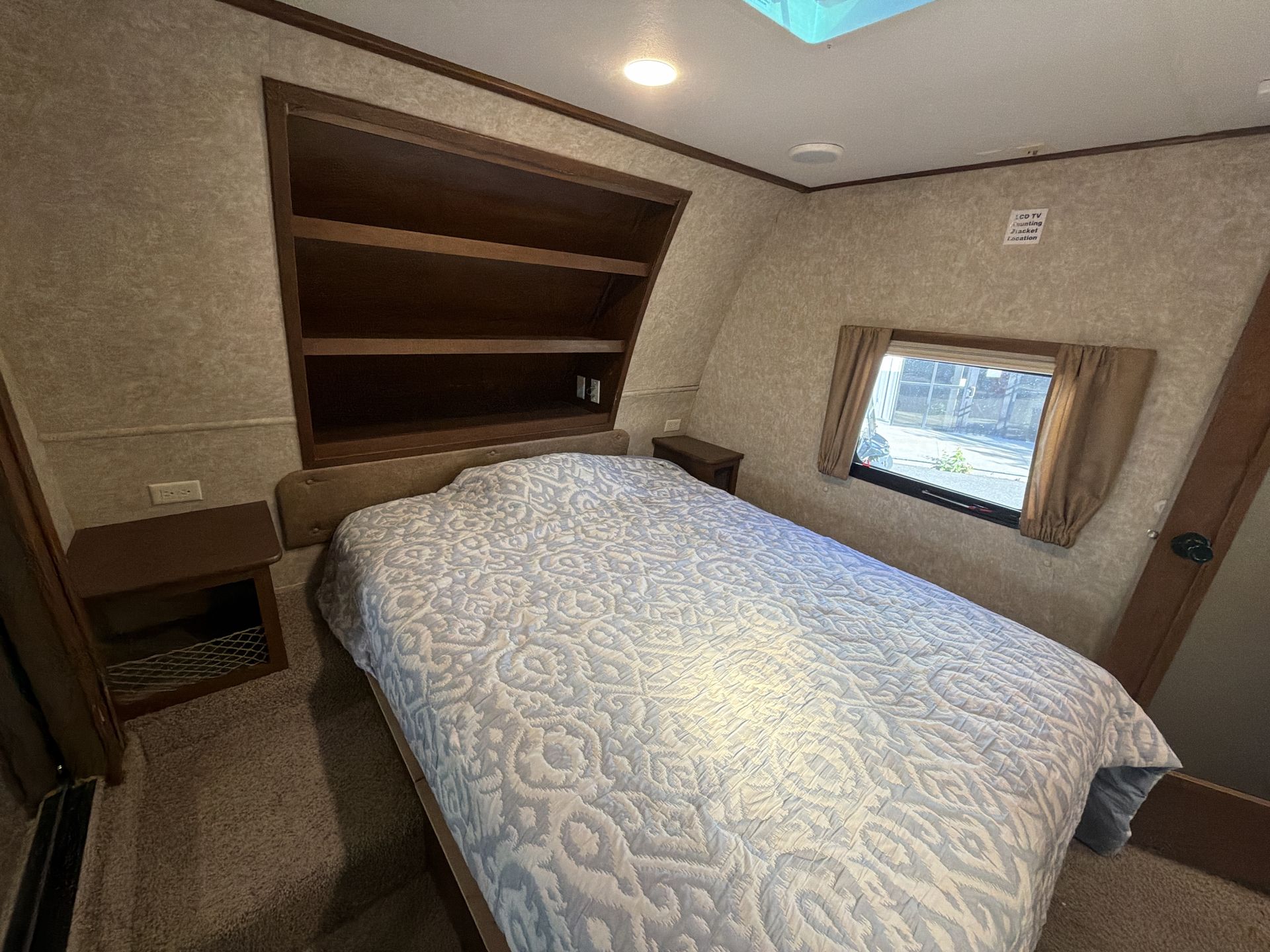 2016 Highland Ridge Light LF297RLS - Image 42