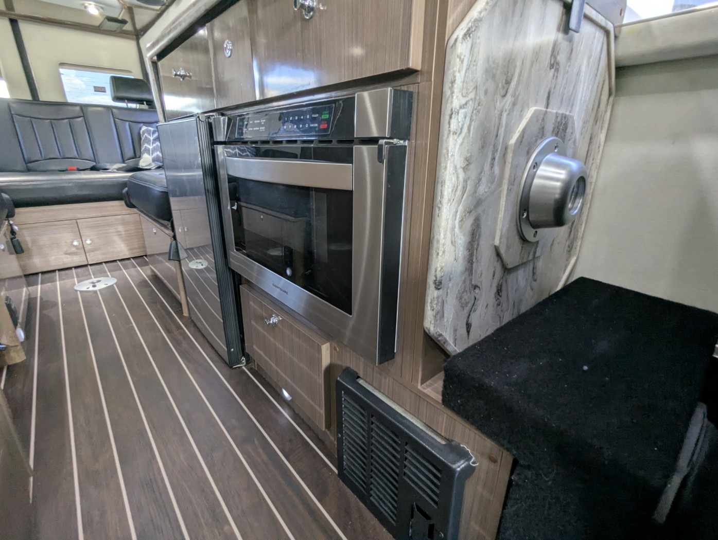 2017 Airstream Interstate Grand Tour EXT - Image 15
