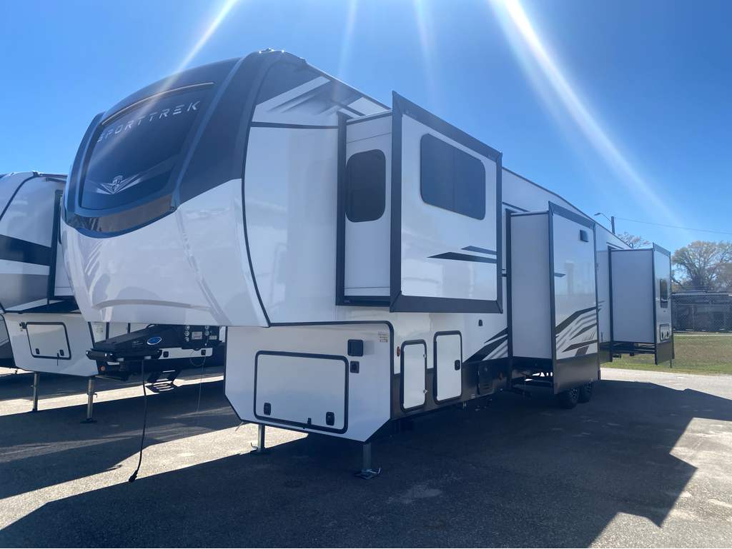 2026 VENTURE RV SPORTTREK 365VFL - Image 3