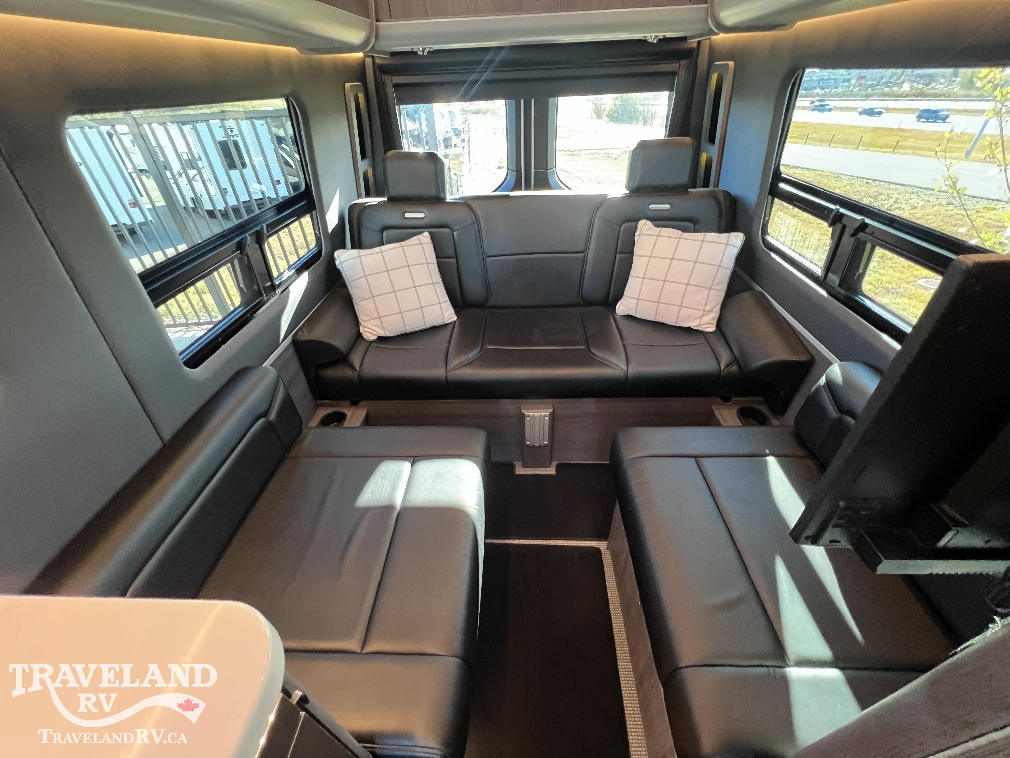 2023 AIRSTREAM INTERSTATE 24GT E-1 PKG - Image 36