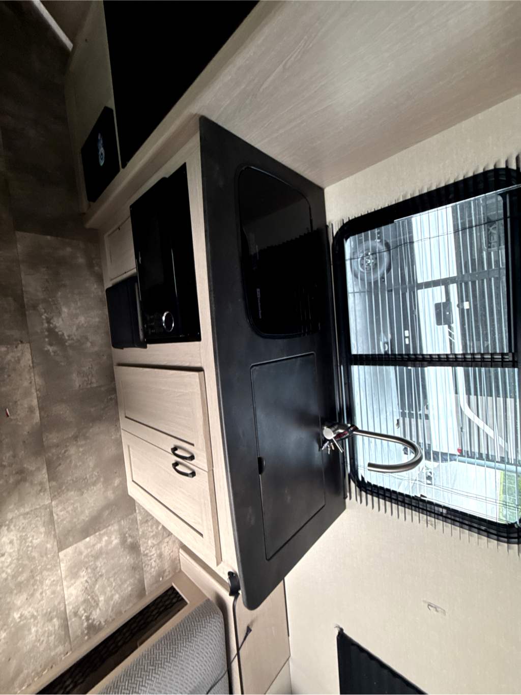 2023 COACHMEN APEX NANO 186 BH - Image 16