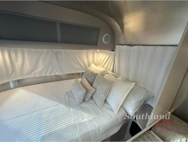 2026 Airstream Caravel 22FB - Image 16