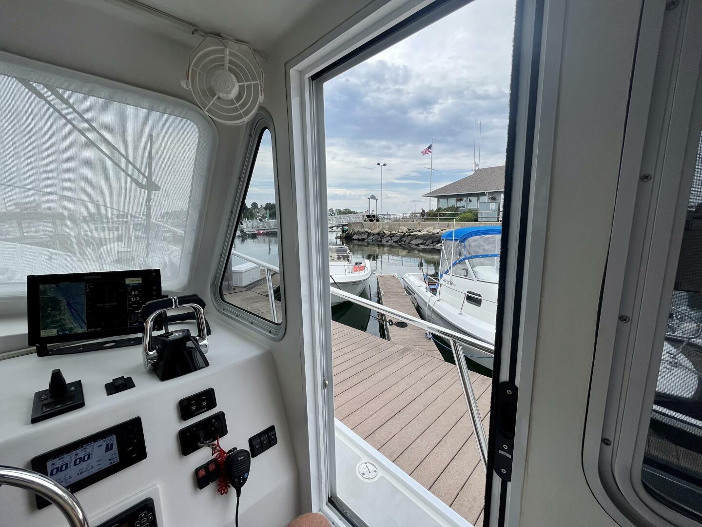 2016 Wesmac 42 - Image 15