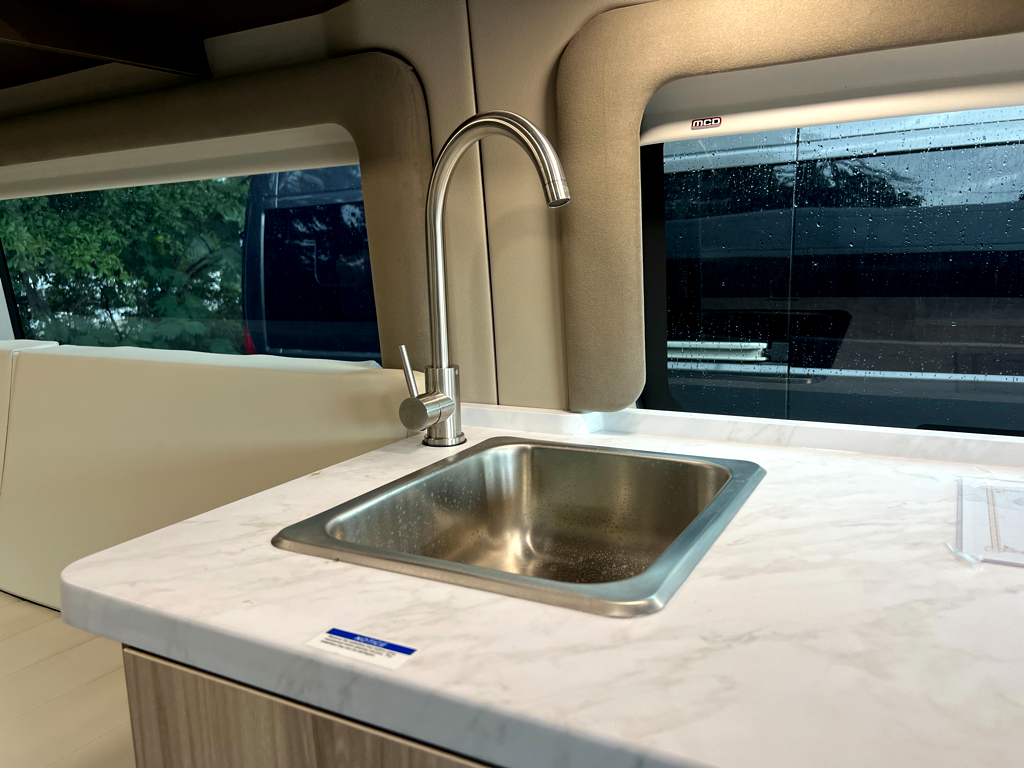 2027 ENTEGRA COACH ETHOS 20T - Image 7