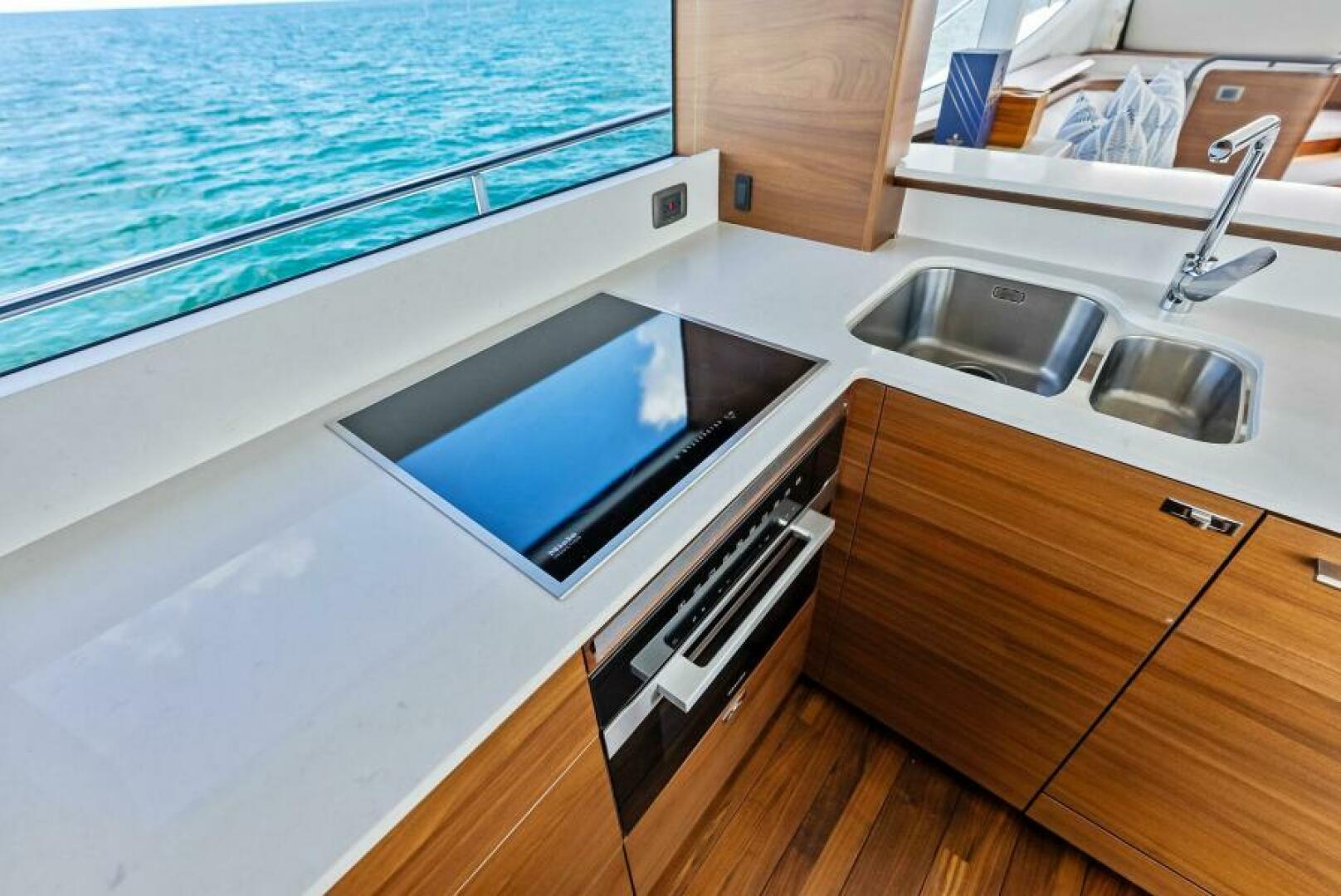 2024 Princess Y72 Motor Yacht - Image 56