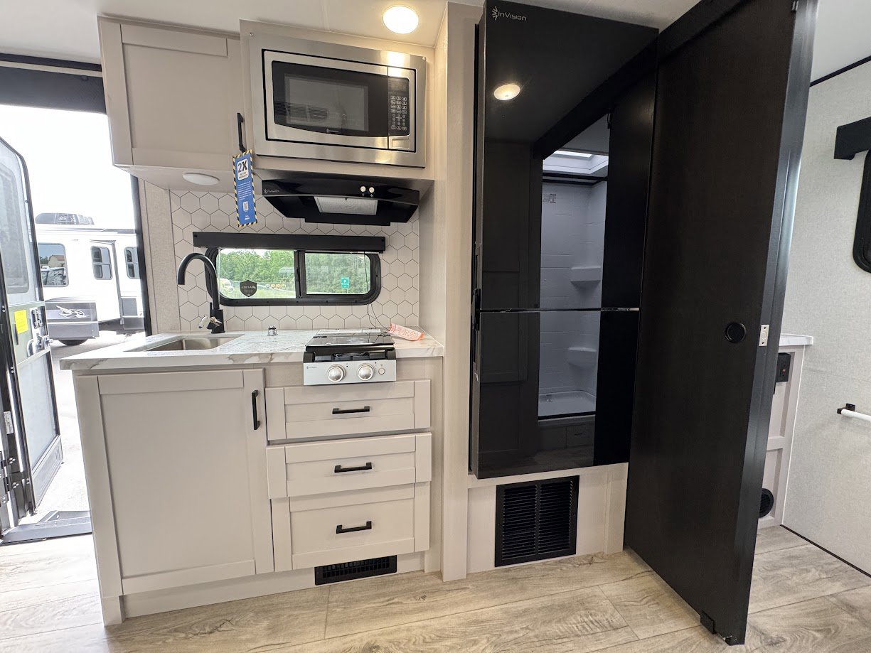 2026 JAYCO JAY FEATHER AIR 18FBS - Image 23
