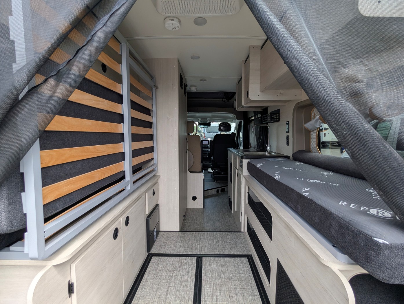 2027 Winnebago Solis 59PX - Image 12