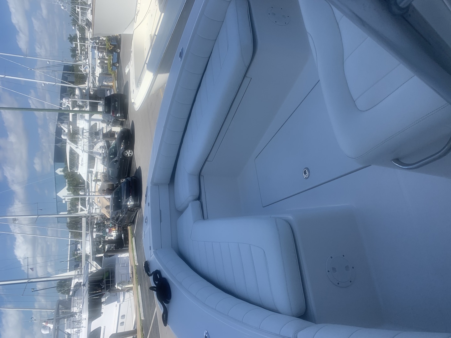 2010 Regulator 26 Forwarding Seating - Image 8