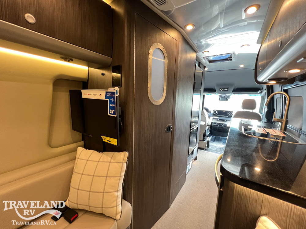 2024 Airstream Interstate 24GT AWD - Image 31