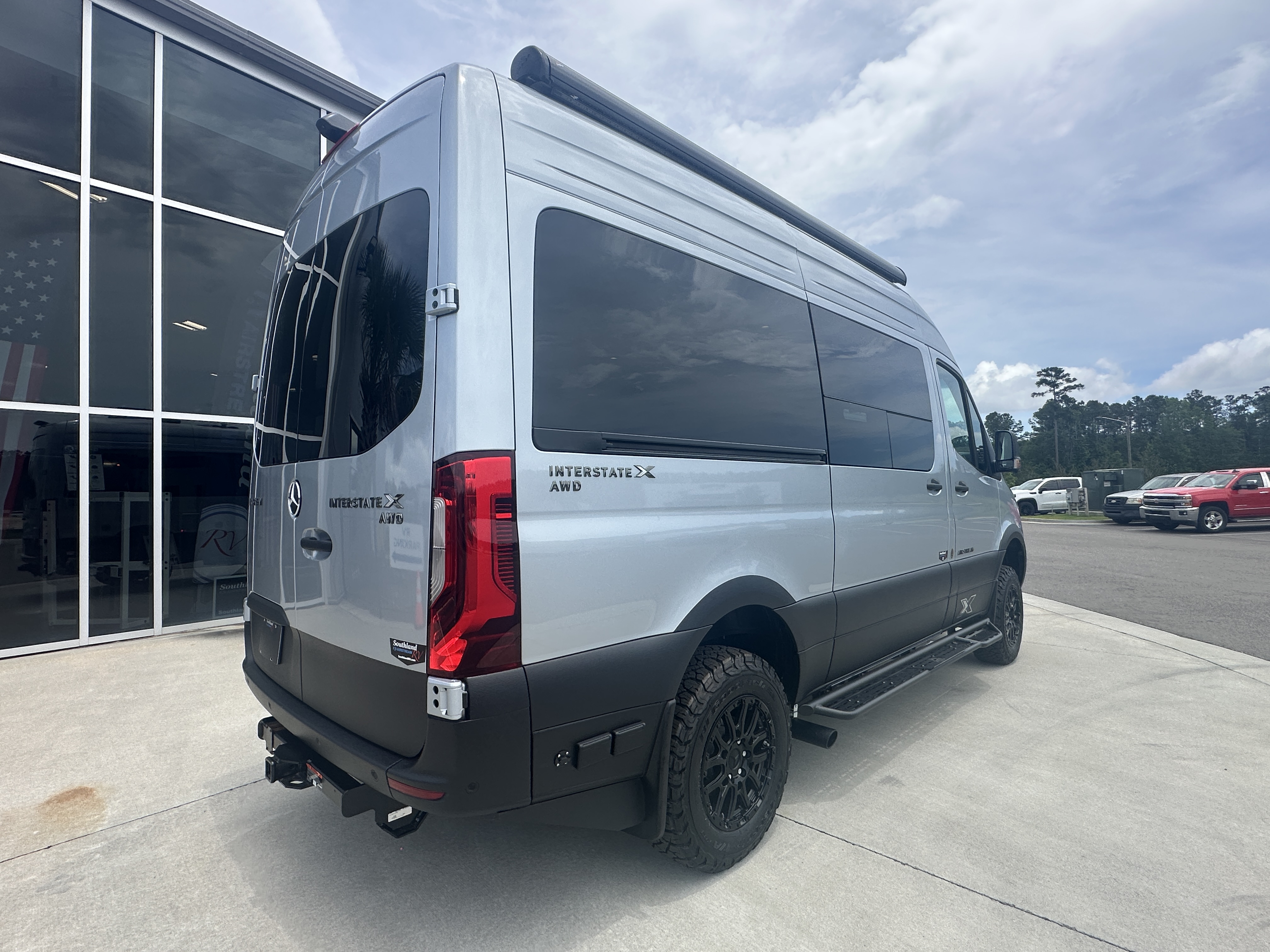 2026 Airstream Interstate 19X - Image 4