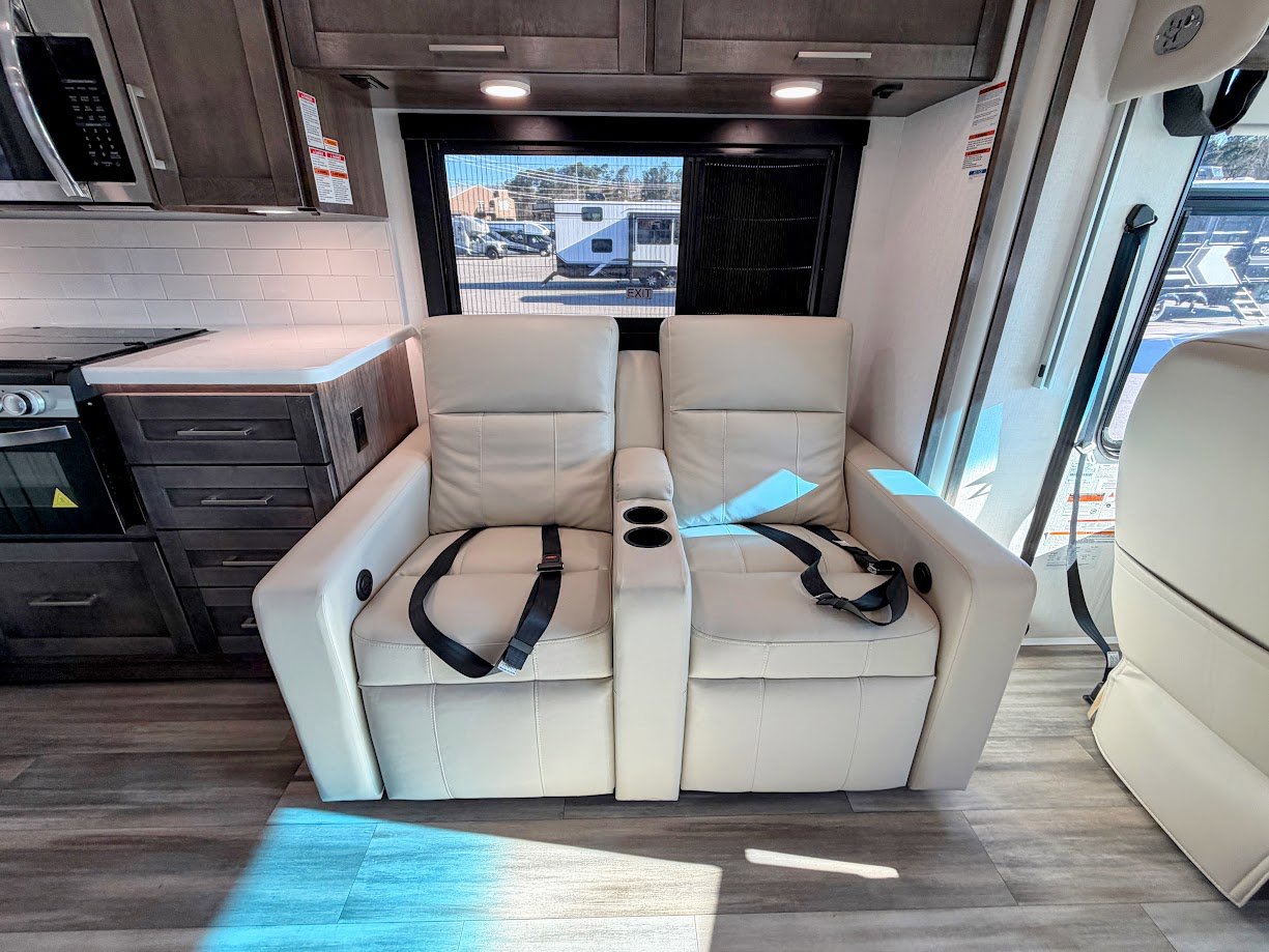 2026 JAYCO PRECEPT 31UL - Image 19