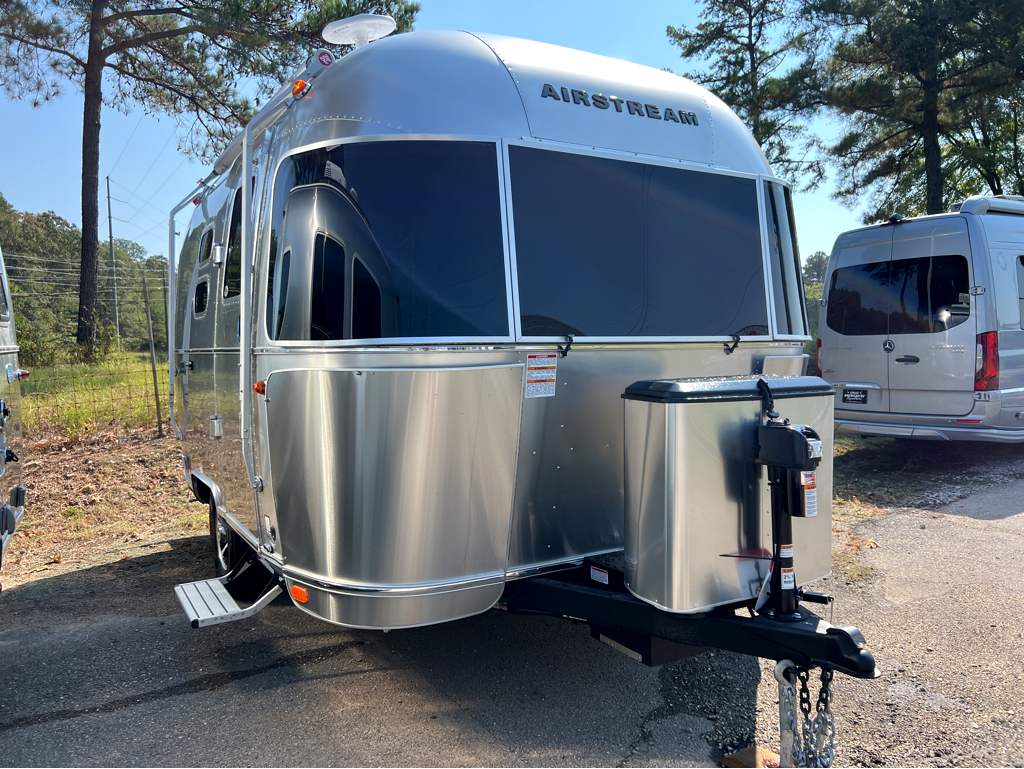 2026 AIRSTREAM CARAVEL 16RB - Image 1