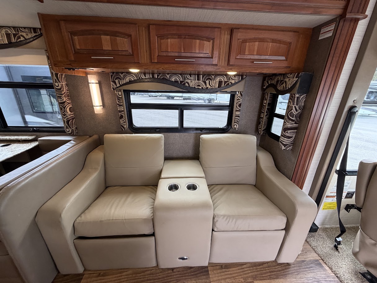2017 JAYCO PRECEPT 35S - Image 11