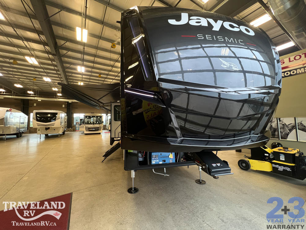 2027 Jayco Seismic Fifth Wheel Toy Hauler 395 - Image 5