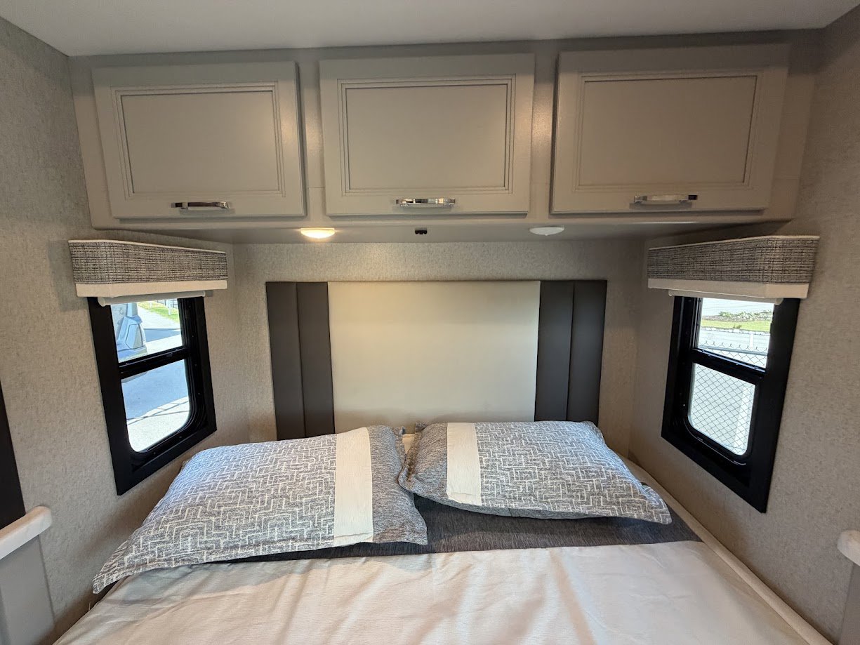 2026 THOR MOTOR COACH MAGNITUDE GRAND X32 - Image 64
