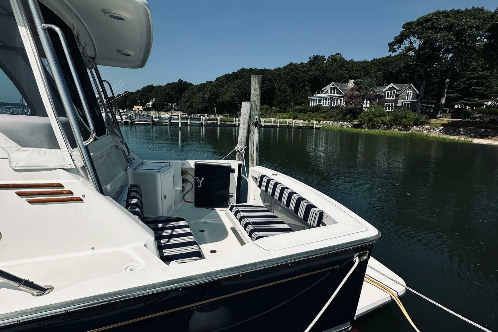 2007 Sabre 34 Express - Image 13