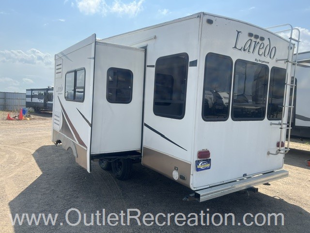 2005 KEYSTONE RV LAREDO 25RL - Image 4