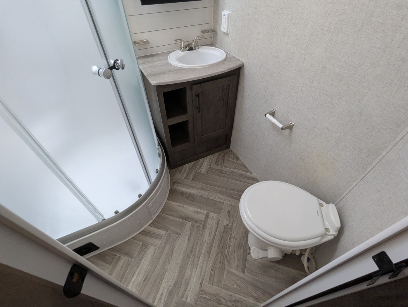 2021 Forest River Stealth FQ2413 - Image 11