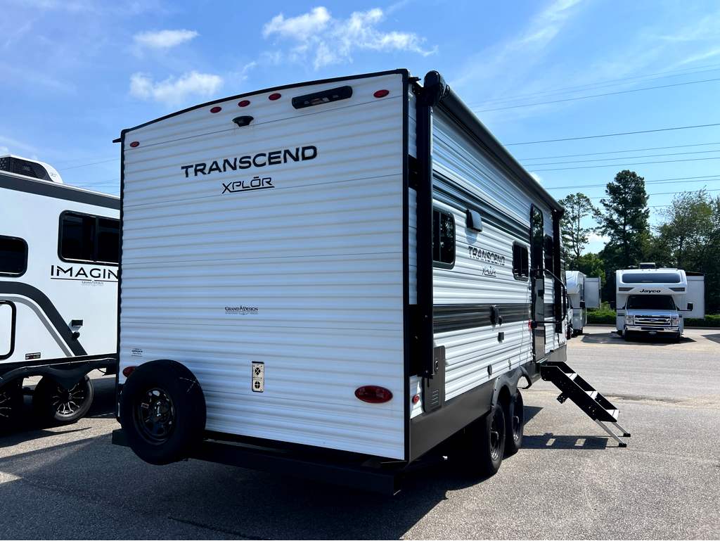 2027 GRAND DESIGN TRANSCEND 20MKX - Image 4