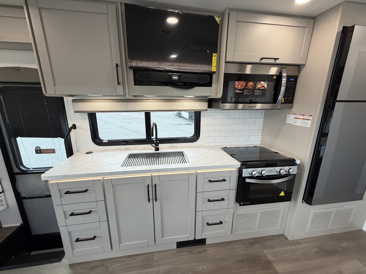 2027 JAYCO GREYHAWK 29MV - Image 18