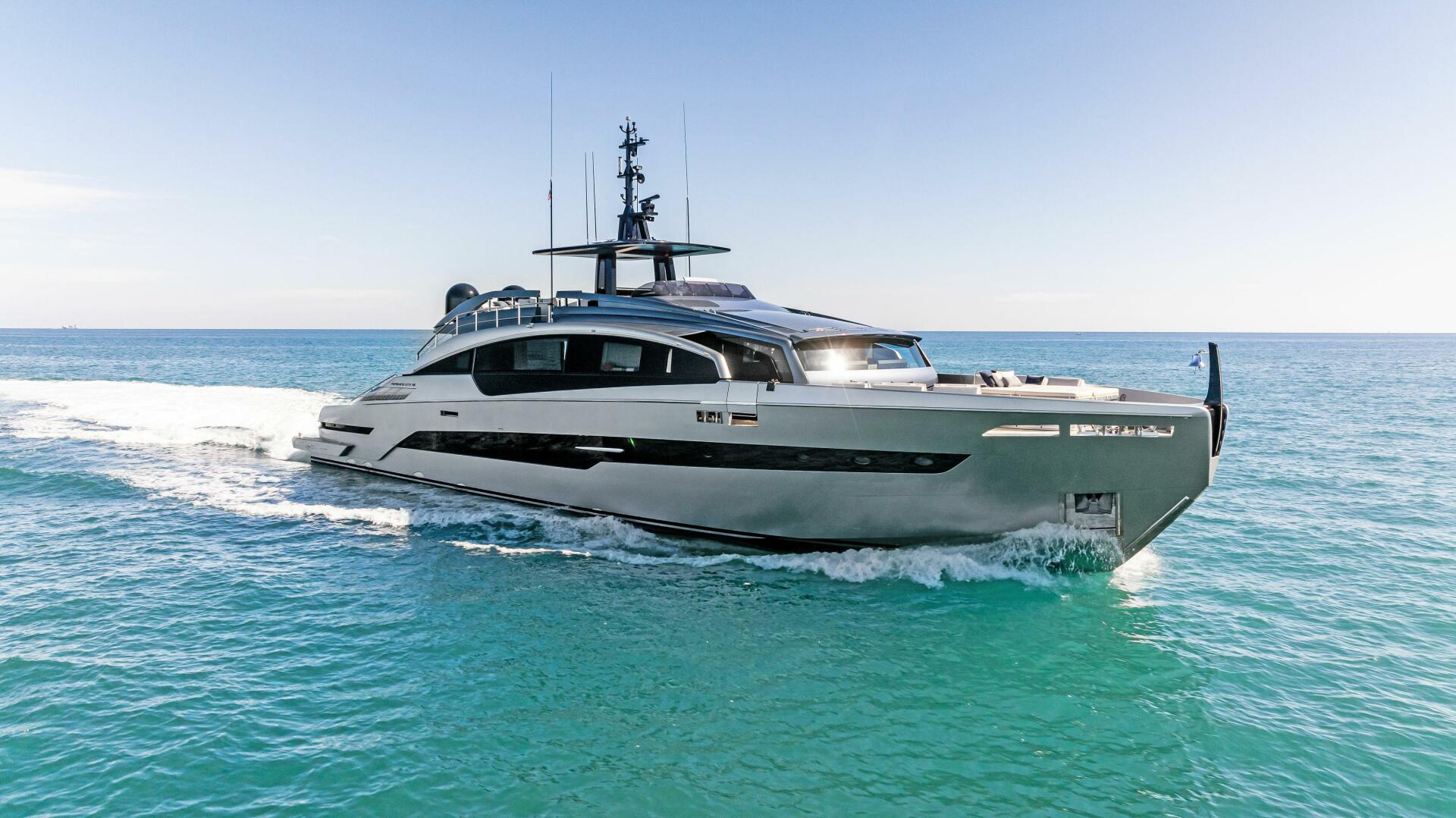 2023 Pershing GTX Motoryacht - Image 1